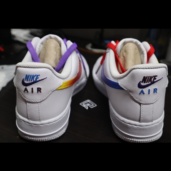 Nike Air force 1s Dragon Custom - Picture 6 of 6